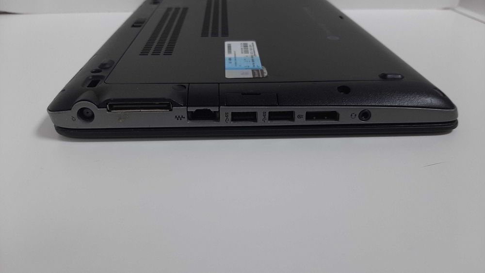 Ноутбук HP EliteBook 820(i5-5300U/RAM 8GB/SSD 180GB)