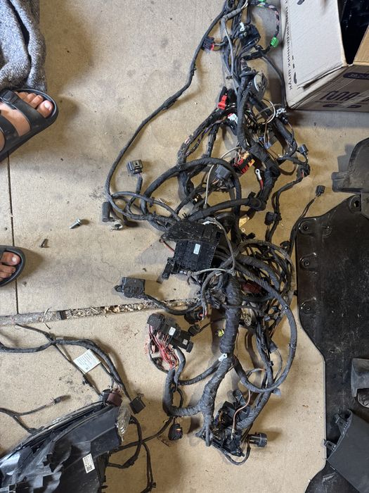 Панель id 3  бардачок деталі панелі салона