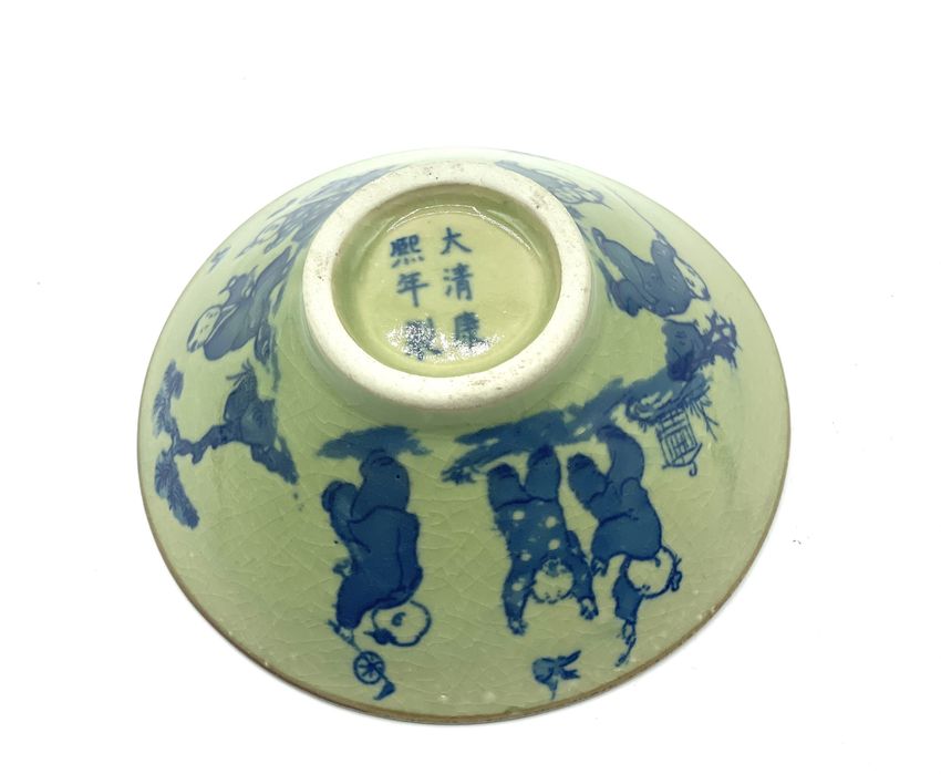 Tigela de porcelana azul e branca chinesa Ching Dinastia 9 Imortais