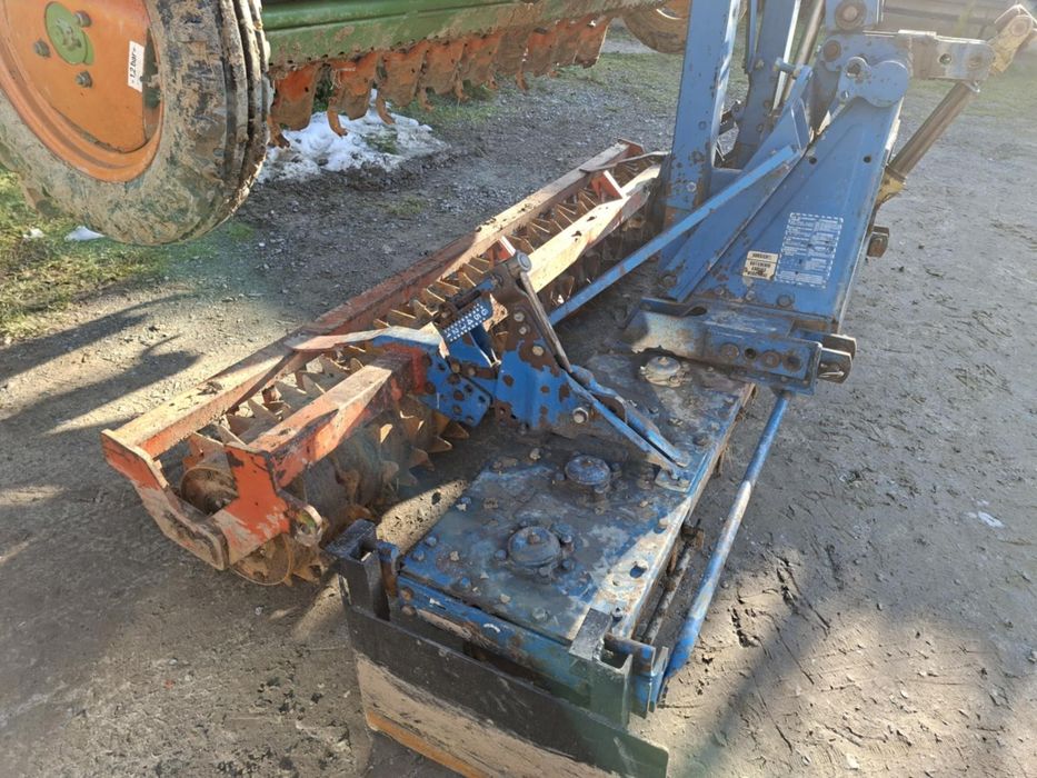 Agregat uprawowo siewny 3m  FROST Amazone D8 Special brona wirowa