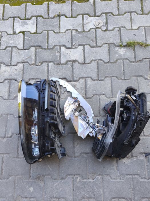 Lampa Jeep grand Cherokee wl na części lewa prawa  moduł