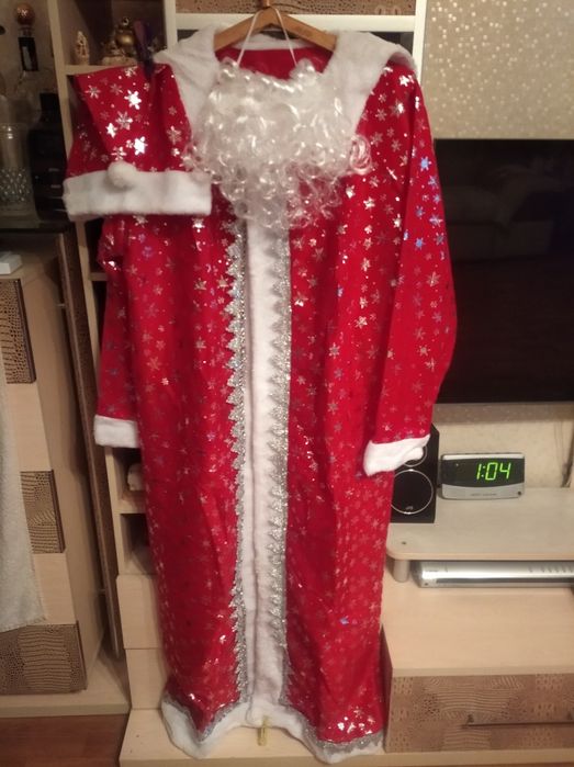 Прокат и продажа костюмов  деда мороза и снегурочки