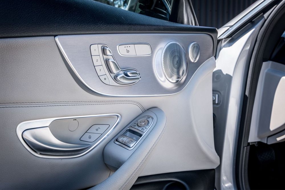 Mercedes benz c300 coupe 2018
