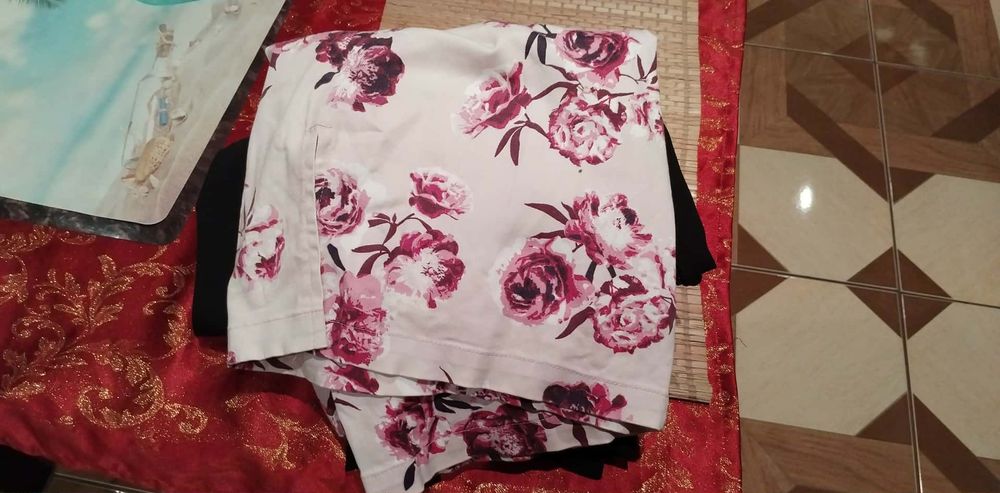 Spodncize +gratis koszulka nocna