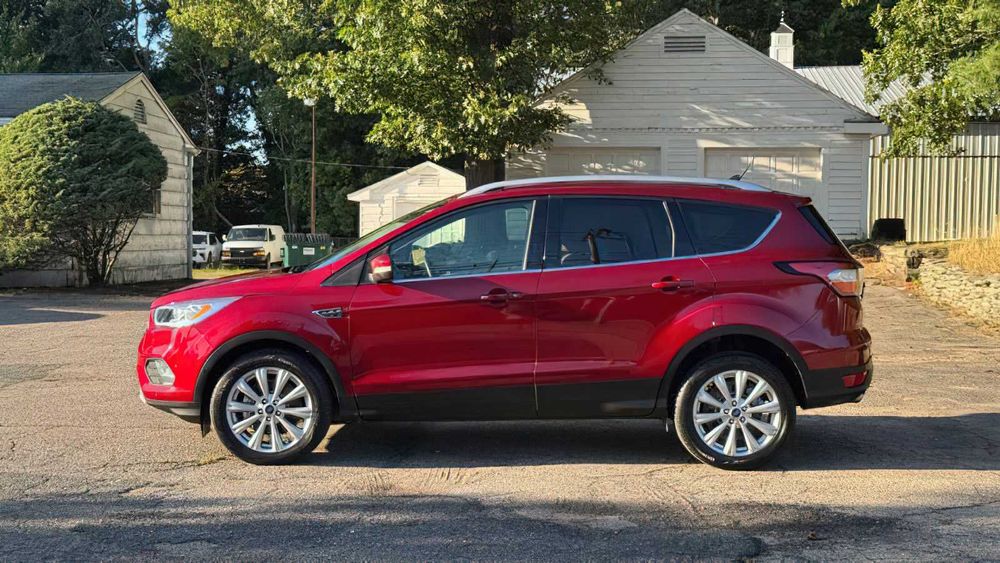 Ford Escape Titanium      2018