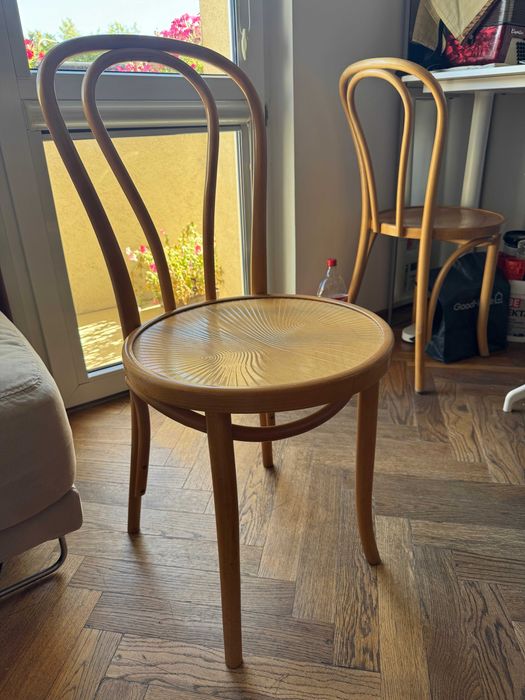 Krzesła Thonet nr 18 - Fameg, Jasienica, Paged