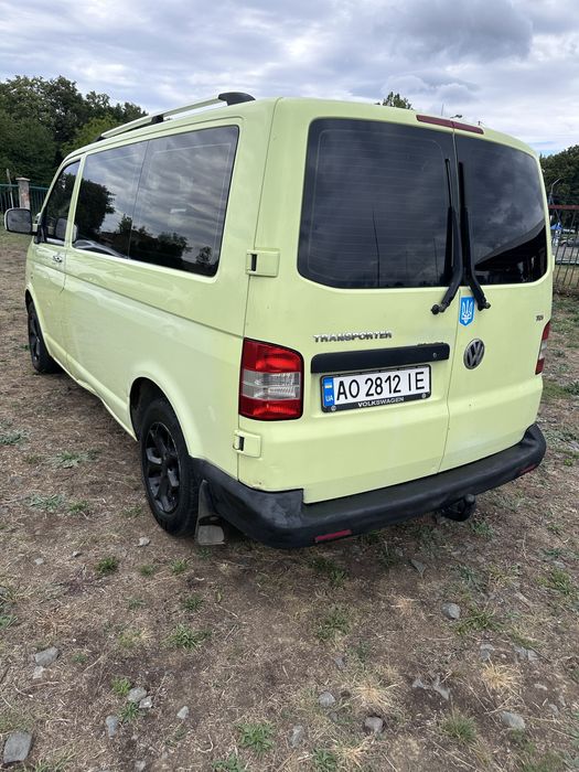 В продажі т5 - 2004 р, 2,5 дизель
