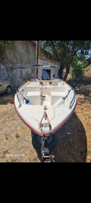 Barco fibramar 4.40 com motor 40 cvs 2 tempos
