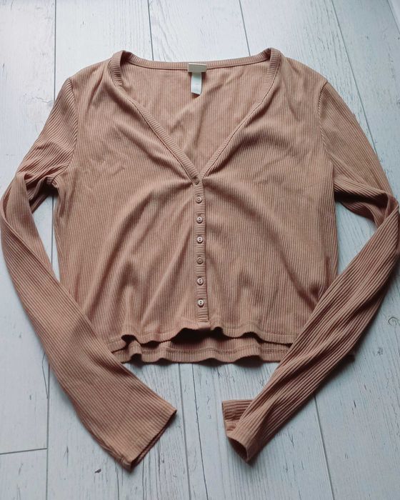 sweterek zapisany na guziczki kolor kawowy r. M/L