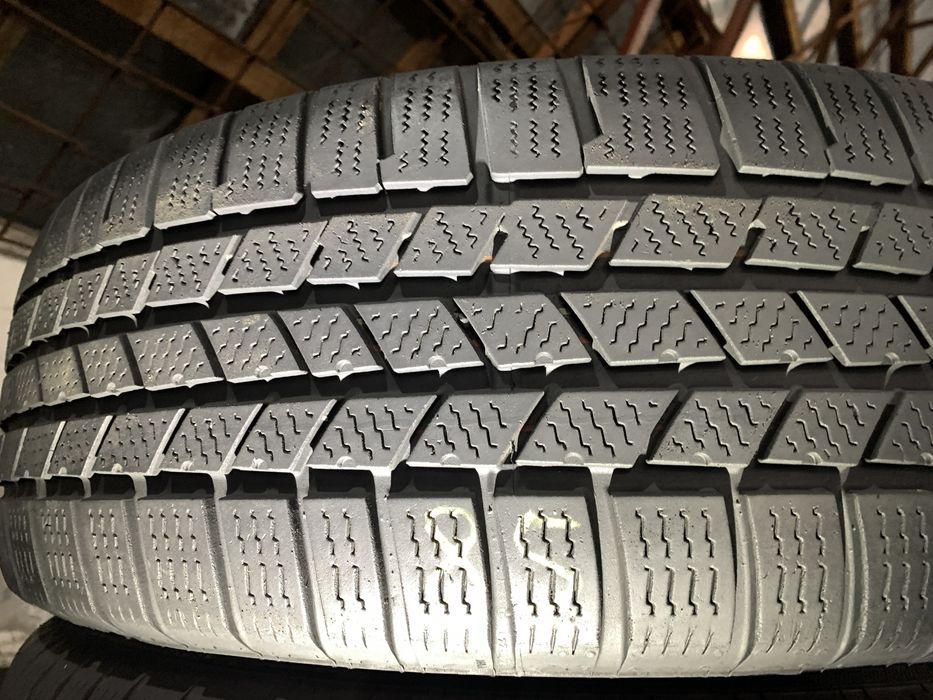 Шини б/у зима 235/55 R19 Continental ContiCrossContact Winter ПАРА