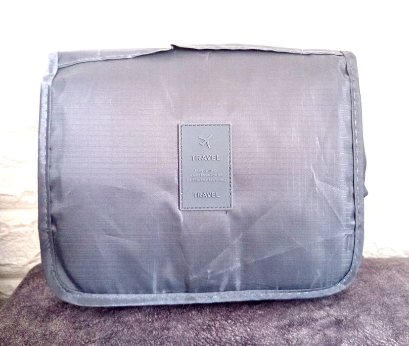 Продам нові і зручні косметички