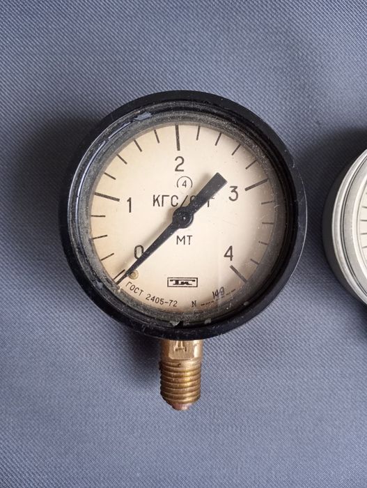 Манометр Измерительный прибор давления