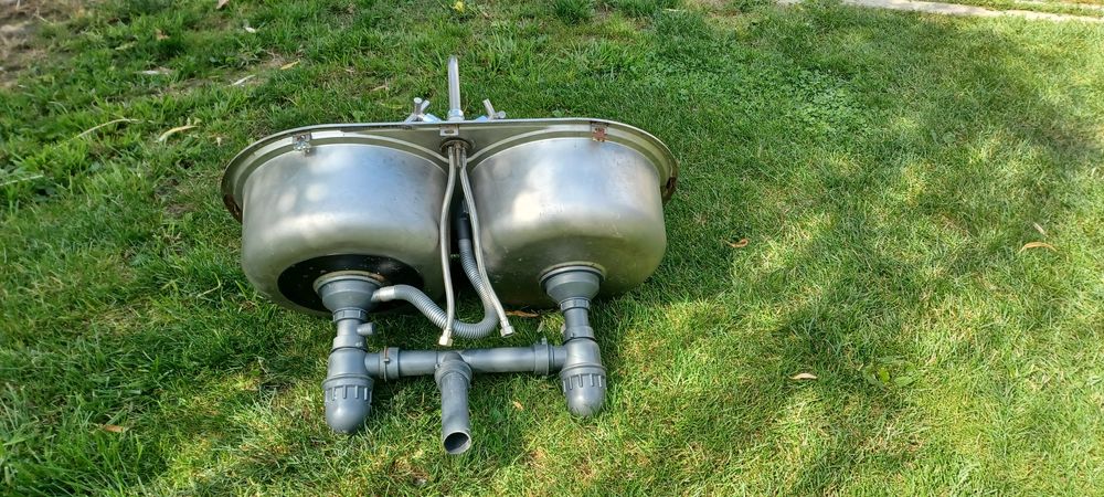 Zlewozmywak  z baterią