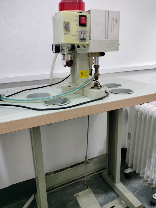 maquina de meter ribetez