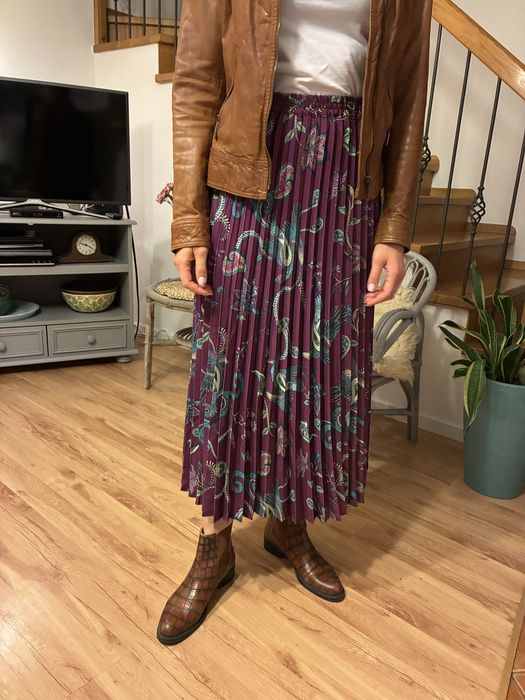 Spodnica midi Medicine