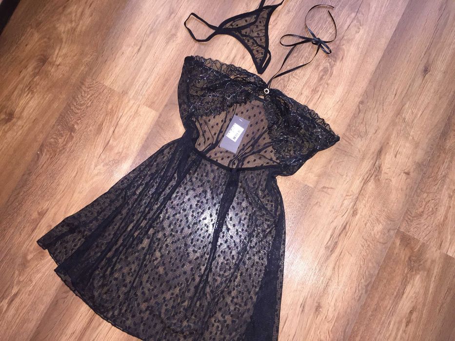 Пеньюар и трусики-стринги набор в коробке