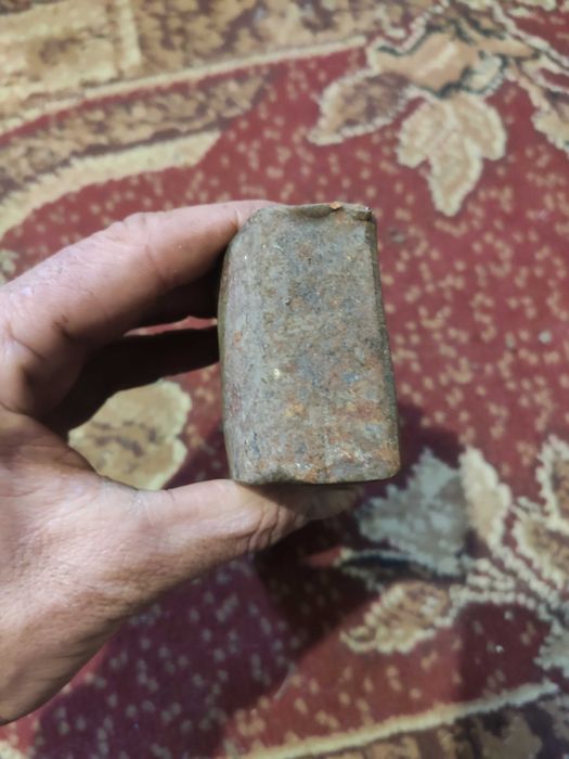 Сокира під відновлення