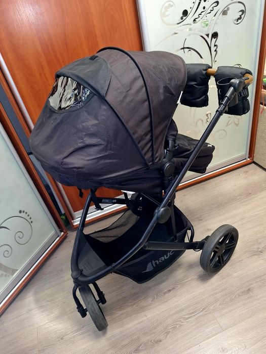 Детская коляска 3 в 1
