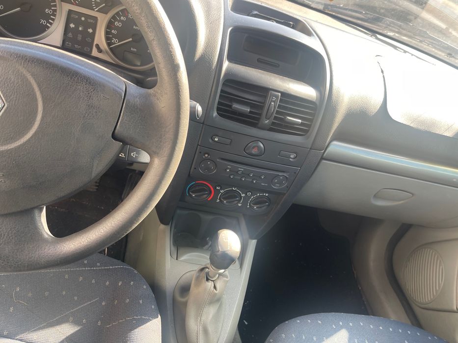 Vendo carro Renault Clio 1.5