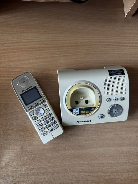 Продам беспроводной цифровой телефон Panasonic KX-TG8097UA