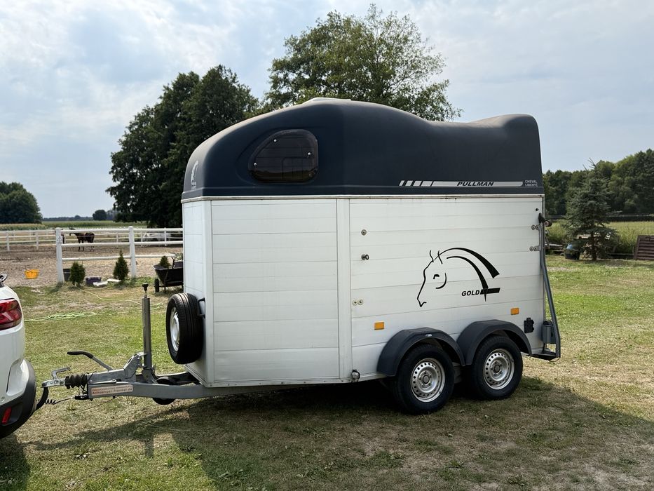Przyczepa konna Cheval Liberte Gold Pullman Aluminium do przewozu koni.