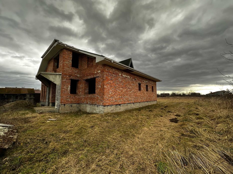 Продається будинок поруч м.Стрий