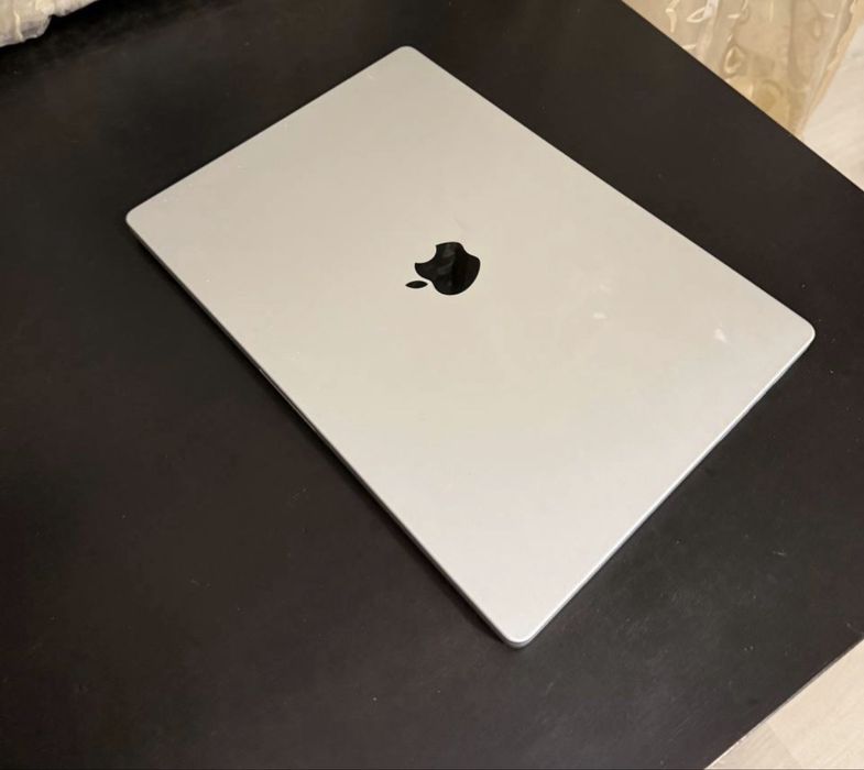 MacBook Pro 16”, модель A2485