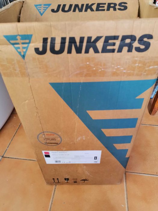 Esquentador Junkers Hydro 4600 F  NOVO – 10L – c/ caixa e manual