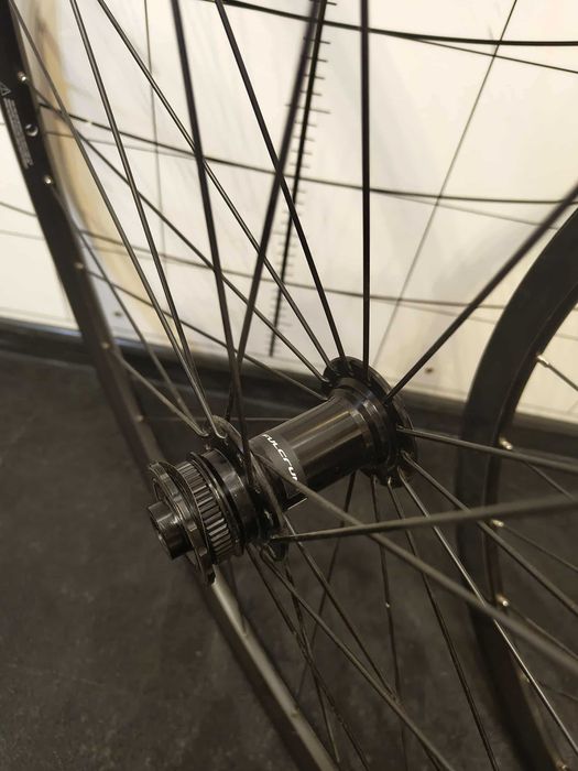 Koła Fulcrum szosa grawel disc 28 12x100 12x142 mm centerlock