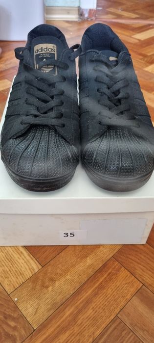 Нові adidas superstar,40 розмір,чорні.