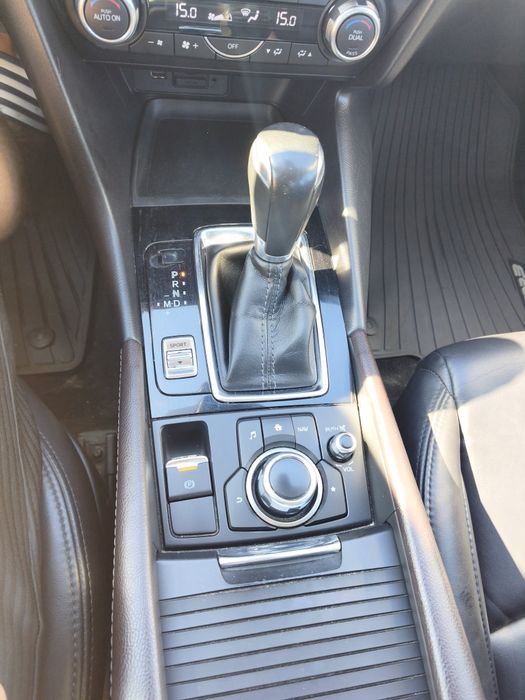 Mazda 3 Touring 2018 2.5L SkyActiv BM/BN