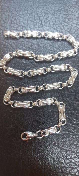 Colar em ouro branco