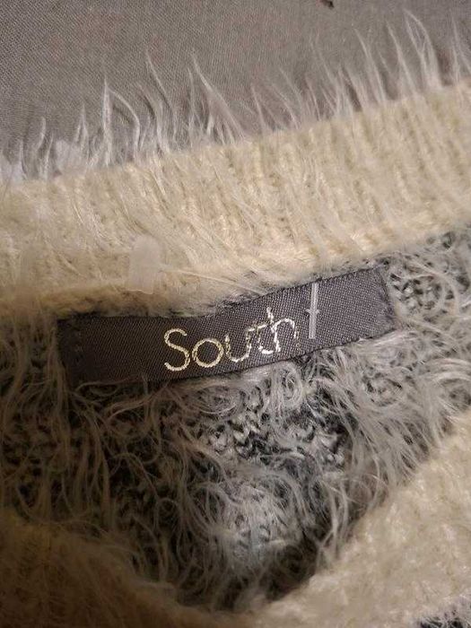 Жіночий светр south