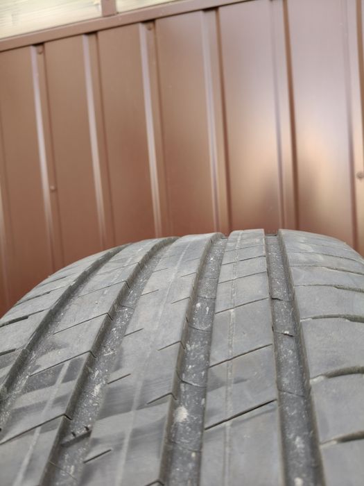 235/50 r19 6mm 2019r 4 sztuki