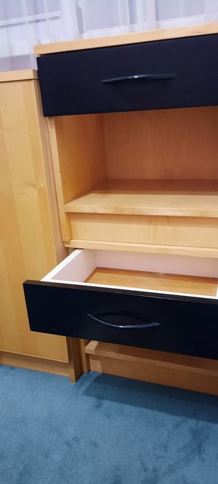 Тумбочки прикроватні набір