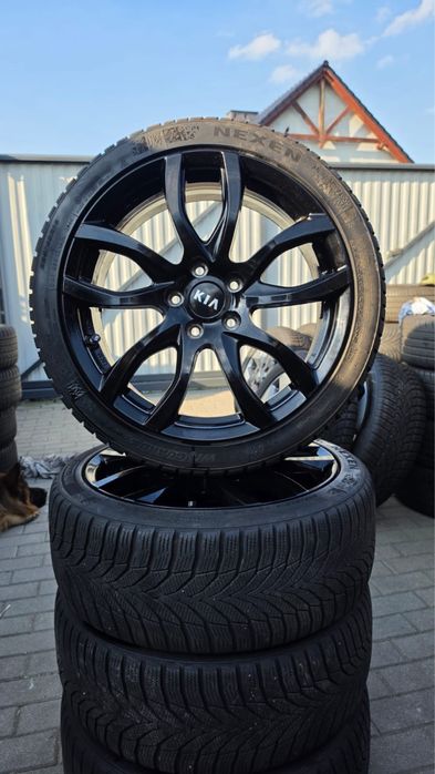 Felgi 18 5x114,3 ET49,5 + zimowe Nexen 225/40 R18