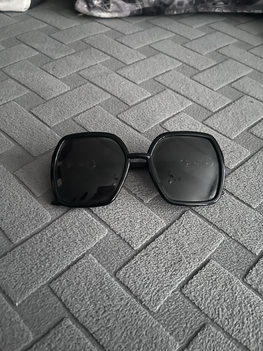 Продам солнцезащитные очки