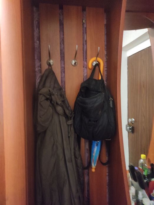 Шафа для прихожої