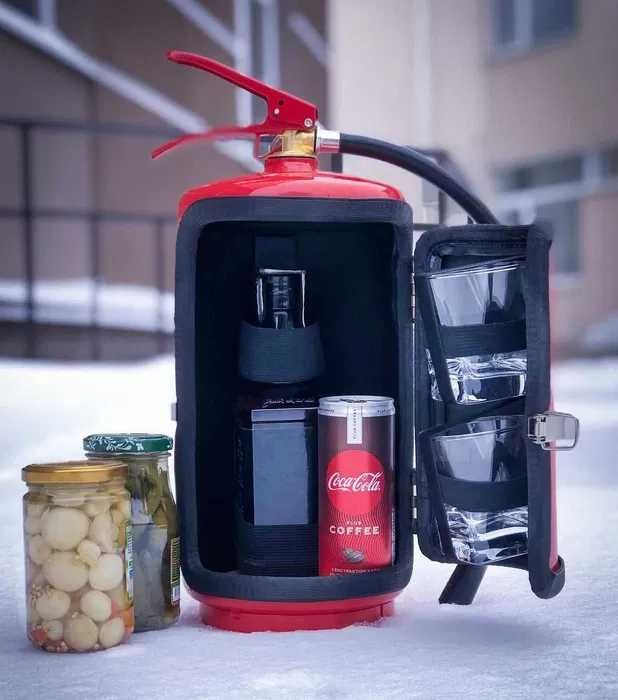 Каністра-бар та вогнегасник-бар — стильні подарунки, що вражають