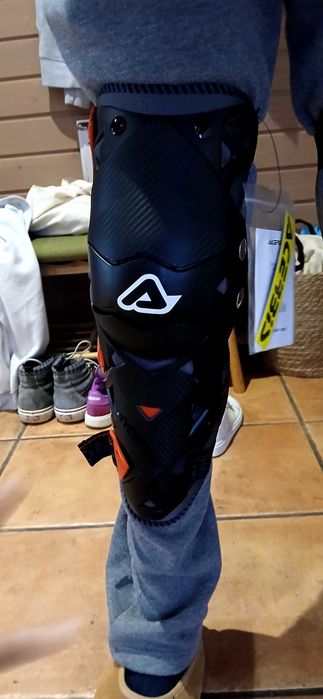 Joelheiras acerbis evo 3.0