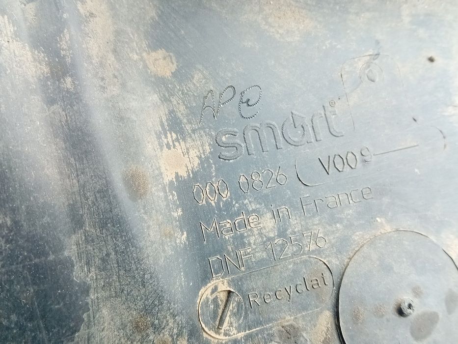 Cava roda frente direita SMART City-Coupé (450)