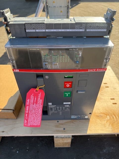 Rozłącznik automatyczny ABB SACE EMAX 2 moc 2500a