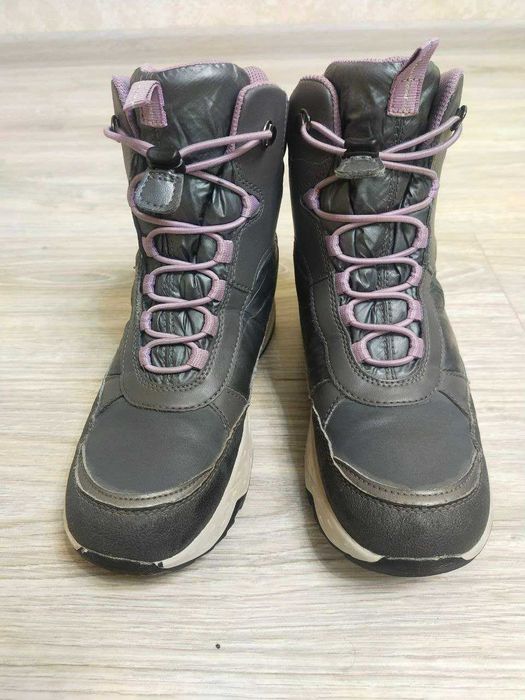 Зимові черевички італійського бренду Geox