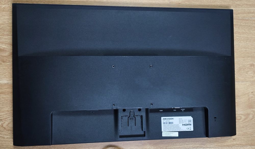 Monitor hikvision