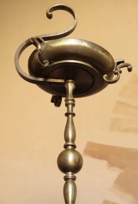 Mosiężna wysoka popielnica kolumnowa na postumencie stojąca vintage