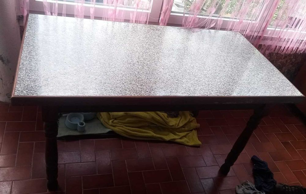 Mesa cozinha com pedra 151/79 + 4 cadeiras