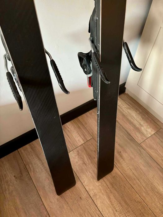 Narty Atomic Redster X9i Servotec 180 cm – Stan bardzo dobry