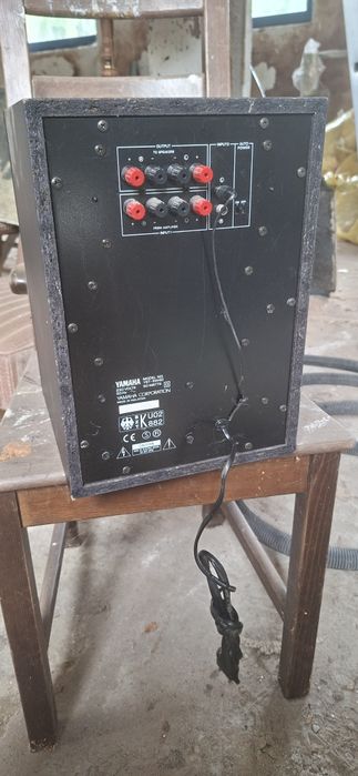 Yamaha yst-sw40 wzmacniacz