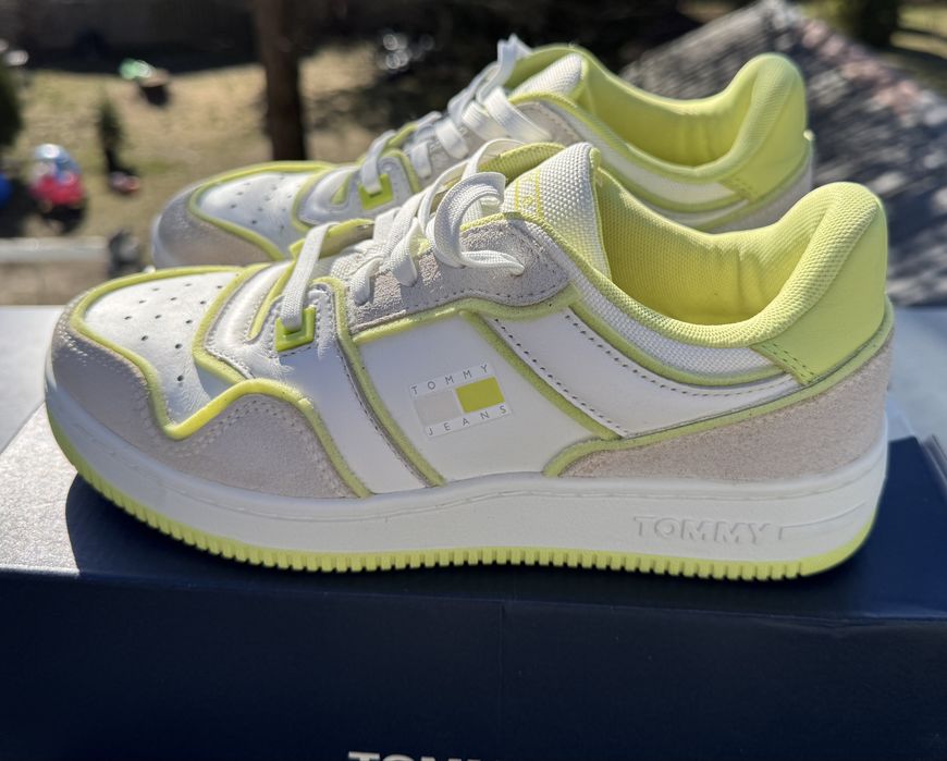 Trampki Tommy Hilfiger damskie w rozmiarze 39