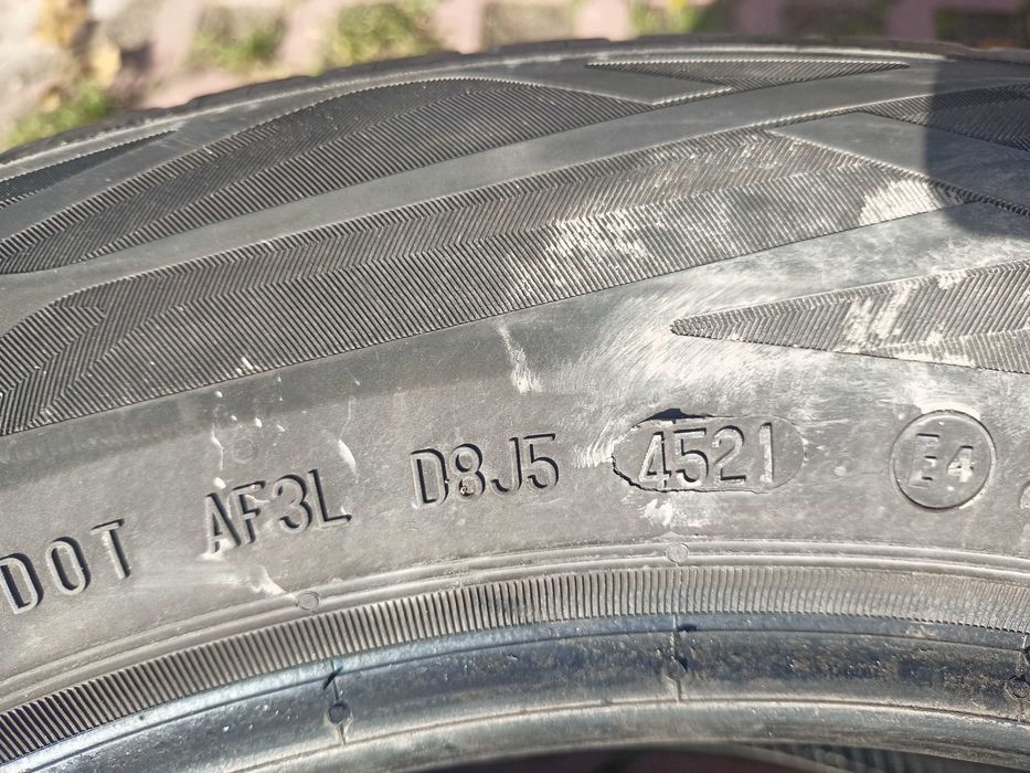 Opony letnie Continental 235/55 R18. Cena za 4 szt